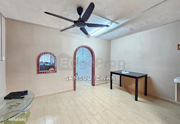 Facing Open Double Storey Terrace Jalan Bakti Seksyen 25 Shah Alam Selangor, Selangor, Shah Alam