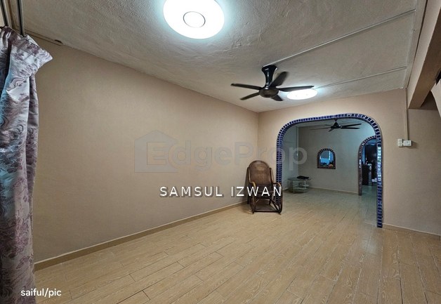 Facing Open Double Storey Terrace Jalan Bakti Seksyen 25 Shah Alam Selangor, Selangor, Shah Alam