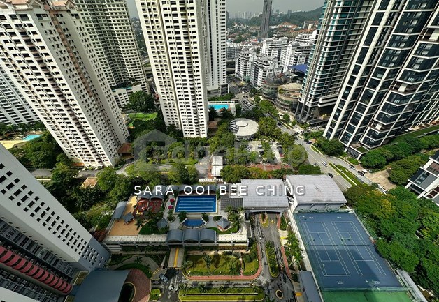 High Floor fully Furnished . Wonderful natural lighting and a spacious yard and Kitchen , Kuala Lumpur, Mont Kiara