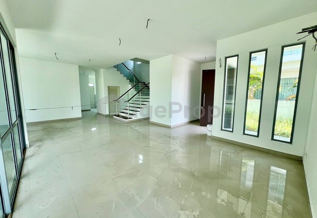 Kota Seriemas Nilai Freehold New Double Storey Bungalow Frangipani Villas, Negeri Sembilan, Nilai