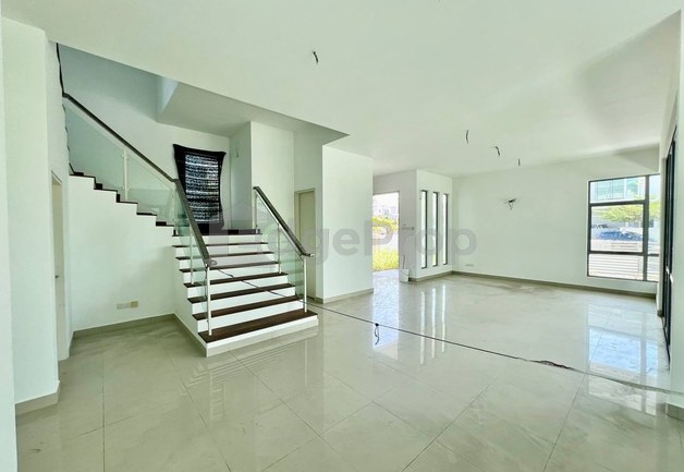 Kota Seriemas Nilai Freehold New Double Storey Bungalow Frangipani Villas, Negeri Sembilan, Nilai