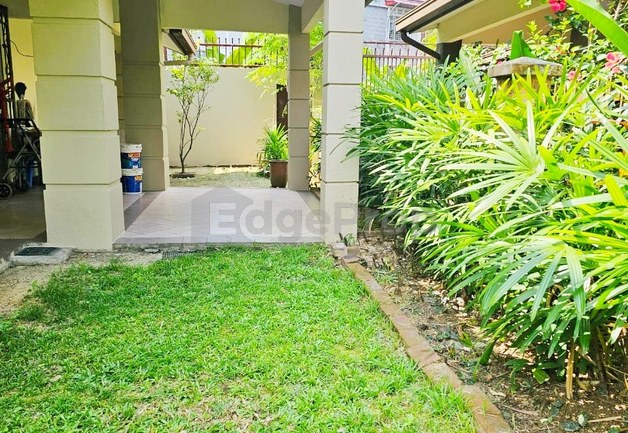 FACING OPEN 🔥 FREEHOLD ✅ 2-Storey Semi-D Taman Setia 2, Balakong Seri Kembangan Cheras, Selangor, Balakong