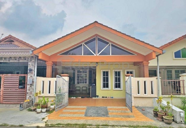 Jalan Pulai Indah, Taman Pulai Indah