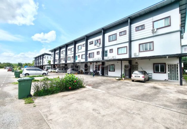 Wassion Avenue Townhouse For Sale, Sarawak, Kuching