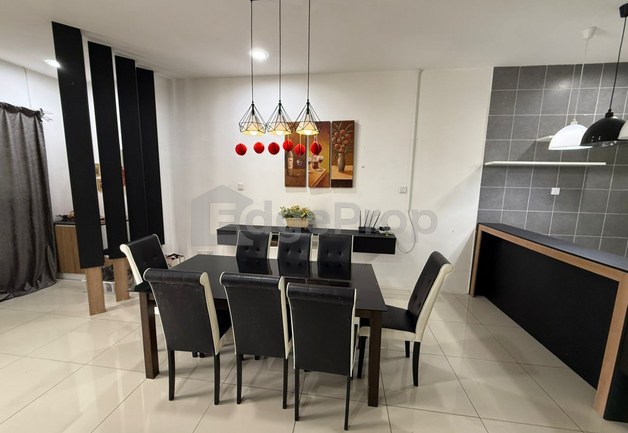 Villas Hills Jalan Stephen Yong Double Storey Terrace (Intermediate) For Sale , Sarawak, Kuching