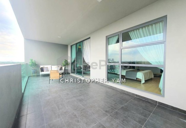 [ NICE VIEW ] Puchong 2000 sq feet Lake View Condo, 5 rooms, Selangor, Puchong