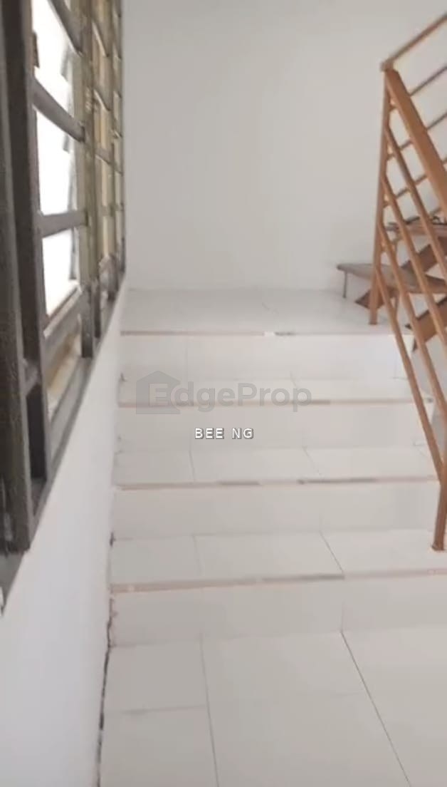 Bandar Putra Kulai Jalan Cemara / near IOI / 2 storey terrace medium cost / full loan / lower market price , Johor, Kulai