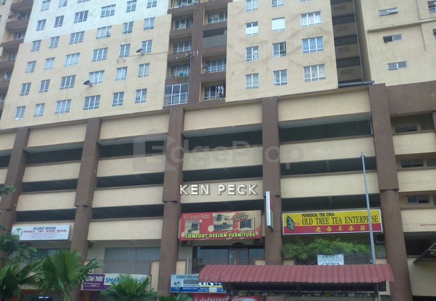 Plaza Metro Prima