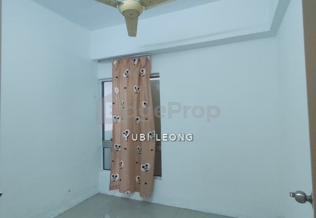 Partial furnished Selayang point for rent many unit on hand, Selangor, Selayang