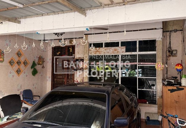 Taman Scientex @ Pasir Gudang, Jalan Helang, For Auction, Double Storey Terrace , Johor, Pasir Gudang