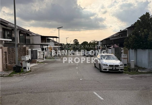 Taman Nusa Damai @ Pasir Gudang, For Auction, Double Storey Terrace Endlot with Land , Johor, Pasir Gudang