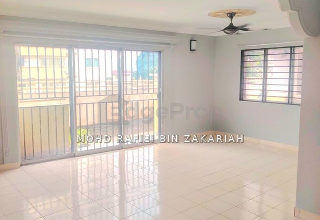 (1259 sf) Magna Ville Condominium Partly Renovated, Selayang, Selangor, Selayang
