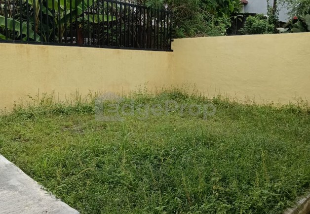 Big Backyard Just Renovated Double Storey house Jalan Carey For Rent, Selangor, Petaling Jaya