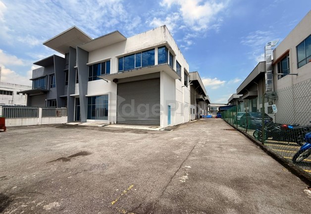 TAMAN PERINDUSTRIAN AIR HITAM