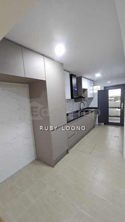 Taman Desa End Lot Double Storey Terrace House, Kuala Lumpur, Taman Desa 