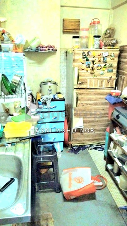 Flat Kos Rendah Kelumpuk Cemperling, Kuala Lumpur – Blok A, Kuala Lumpur, Taman Setiawangsa