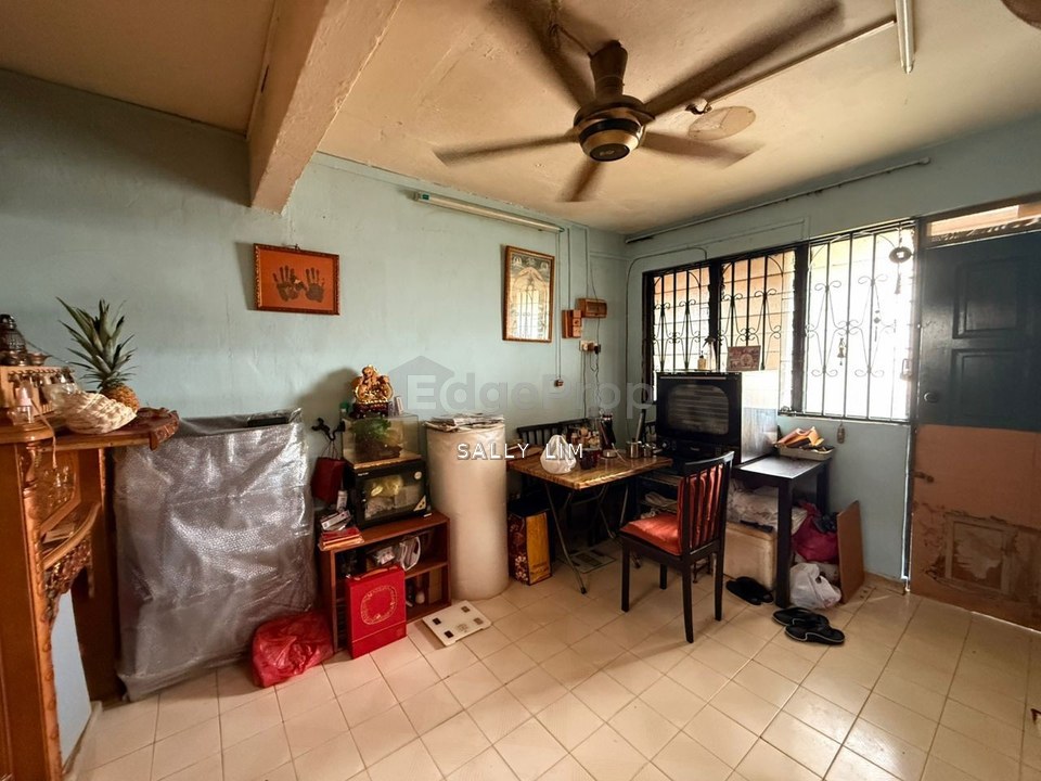 Flat Taman Ungku Tun Aminah
