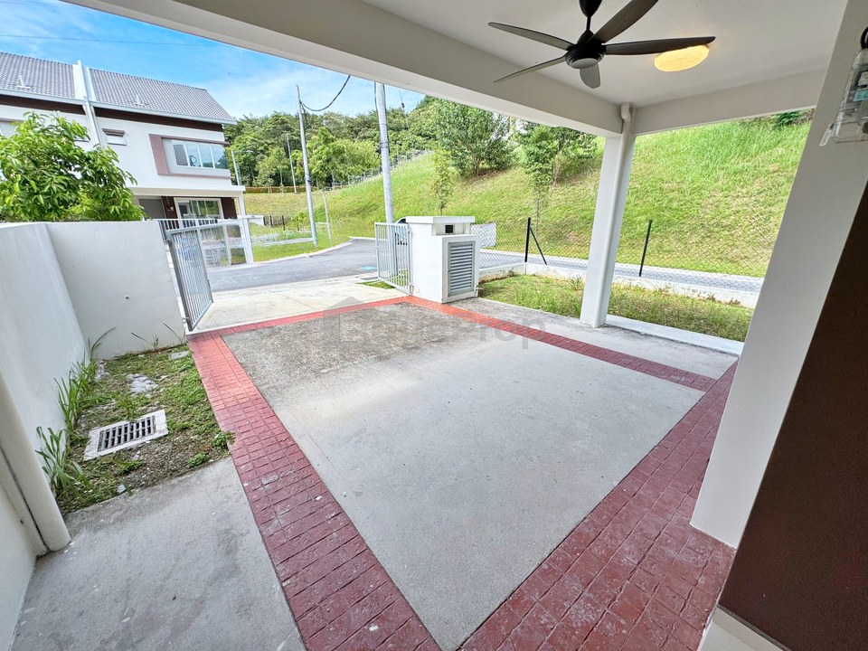 Greenwoods Cendana Salak Perdana, 2 Storey House EXTRA LAND END LOT , Selangor, Dengkil