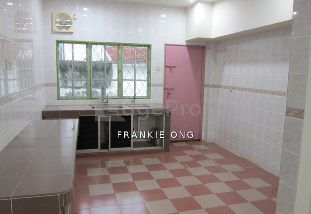 Super Cheap Double Storey Good Condition House , Kuala Lumpur, Cheras