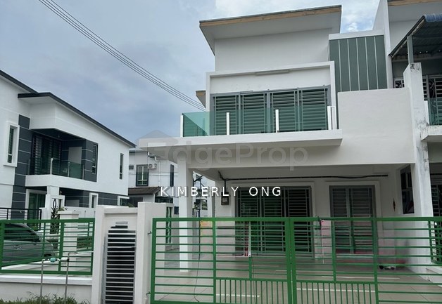 End Lot Hijayu 3 Sendayan House, Negeri Sembilan, Seremban