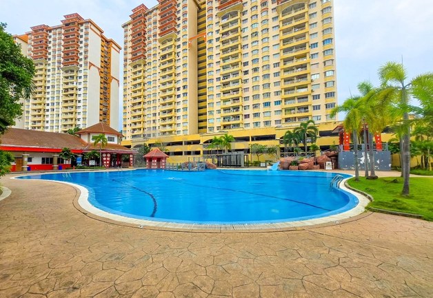 Koi Tropika Condominium