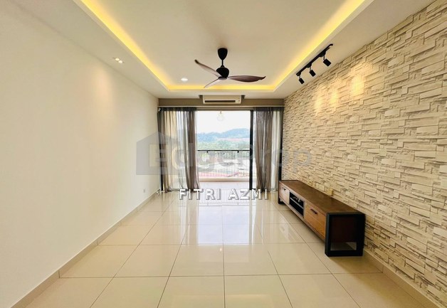OASIS 2 @ MUTIARA HEIGHT KAJANG | FREEHOLD | RENOVATED | PARTLY FURNISHED , Selangor, Kajang