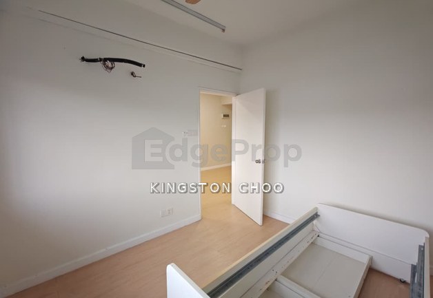 Taman Lembah Maju, Shop Apartment, Fully Renovated , First Floor Unit, Selangor, Pandan Indah