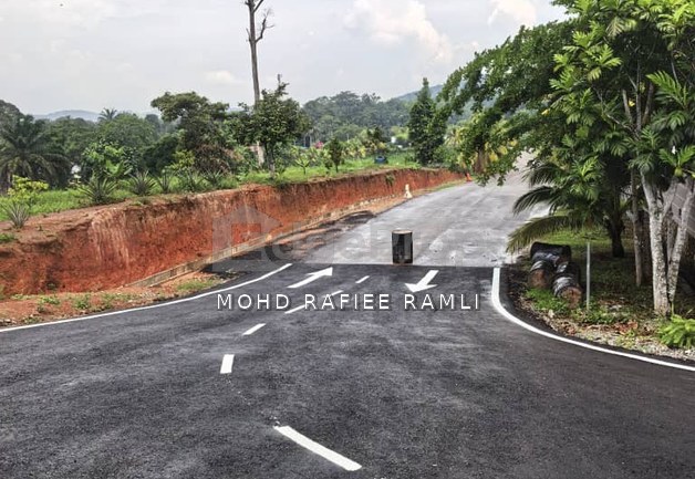 Lot Banglo Jenderam Hulu Geran Individu Binaan Untuk Dijual , Selangor, Dengkil