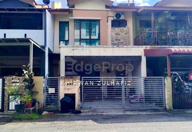 Puteri Heights