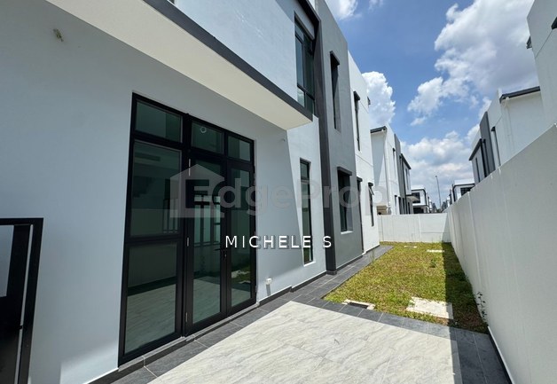Taman Impian Emas Semi D very New House For Sale, Johor, Skudai