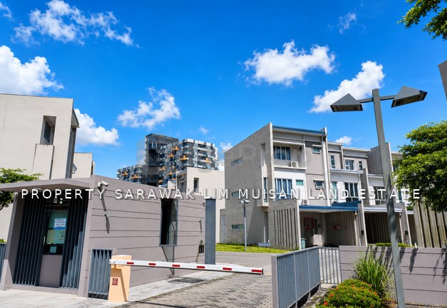 3 Storey Terrace House at Academia Lane in Kuching - Samarahan Expressway for Sale, Sarawak, Kota Samarahan