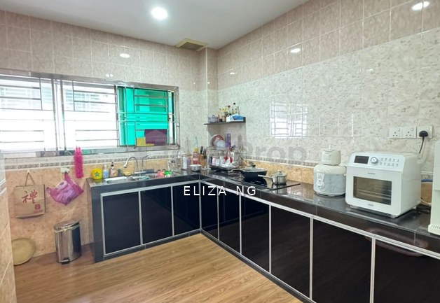 Desa Cemerlang Jalan Kenanga 5 unblock view Fully Renovated Double Storey for Sale 20*70, Johor, Ulu Tiram