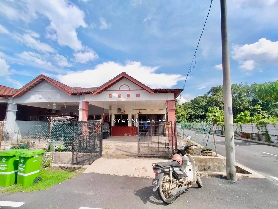 TAMAN KARAK PERMAI