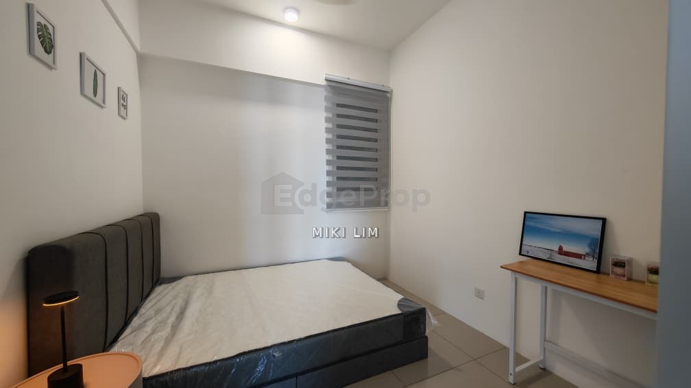 ROOM FOR RENT FEMALE ONLY FULLY FURNISHED @ BAYAN LEPAS (NEAR QUEENSBAY) PENANG, Penang, Bayan Lepas