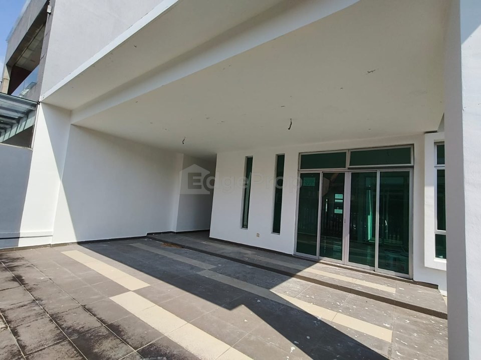 To Sale Jalan utama, Mutiara Rini, JB, Johor, Skudai
