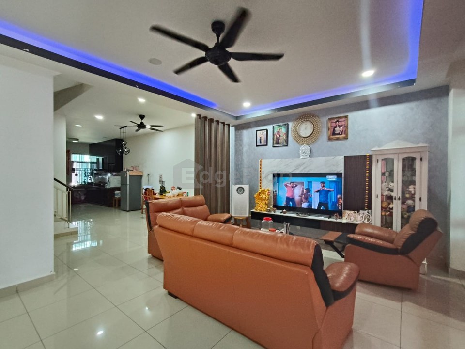 To Sale Taman Impiana Kelapa Sawit, Kulai, Johor, Kulai