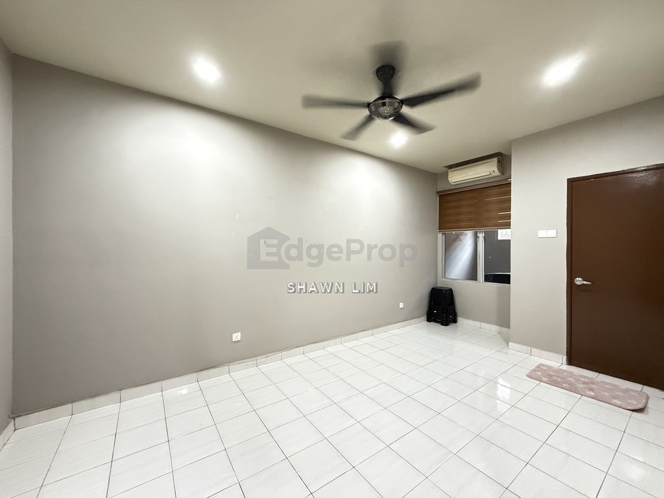 Sg Long SUPER CHEAP 2 Storey Terrace 20x70 Palm Walk, Selangor, Bandar Sungai Long