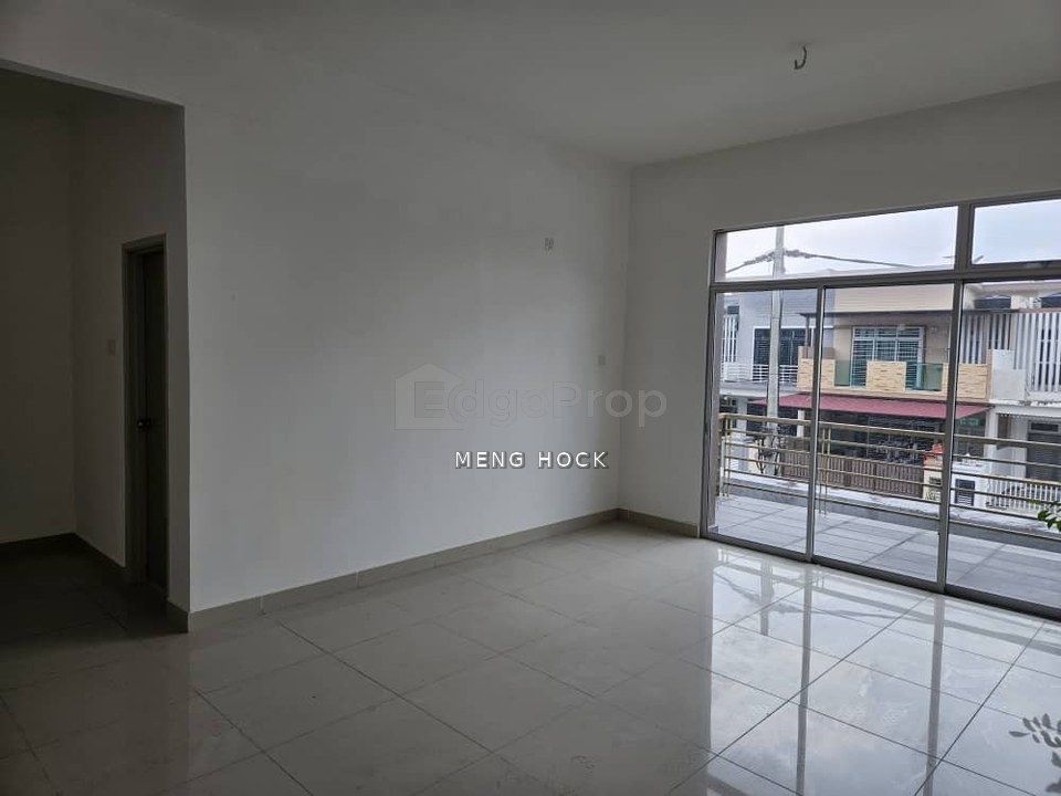 𝗝𝗮𝗹𝗮𝗻 𝗧𝘂𝗮𝗹𝗮𝗻𝗴 , 𝗕𝗮𝗻𝗱𝗮𝗿 𝗣𝘂𝘁𝗿𝗮 𝗞𝘂𝗹𝗮𝗶, Johor, Kulai