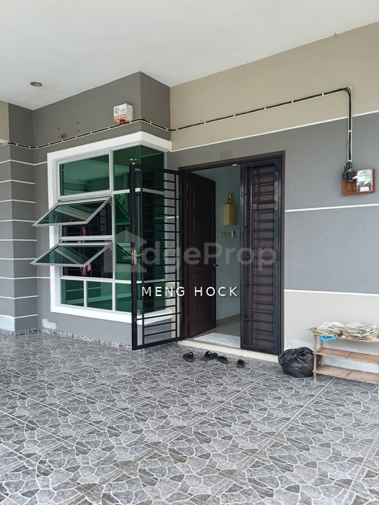 Rental 4 Bedroom Semi-Detached House in Kelapa Sawit, Sedenak ,Kulai, Johor, Kulai