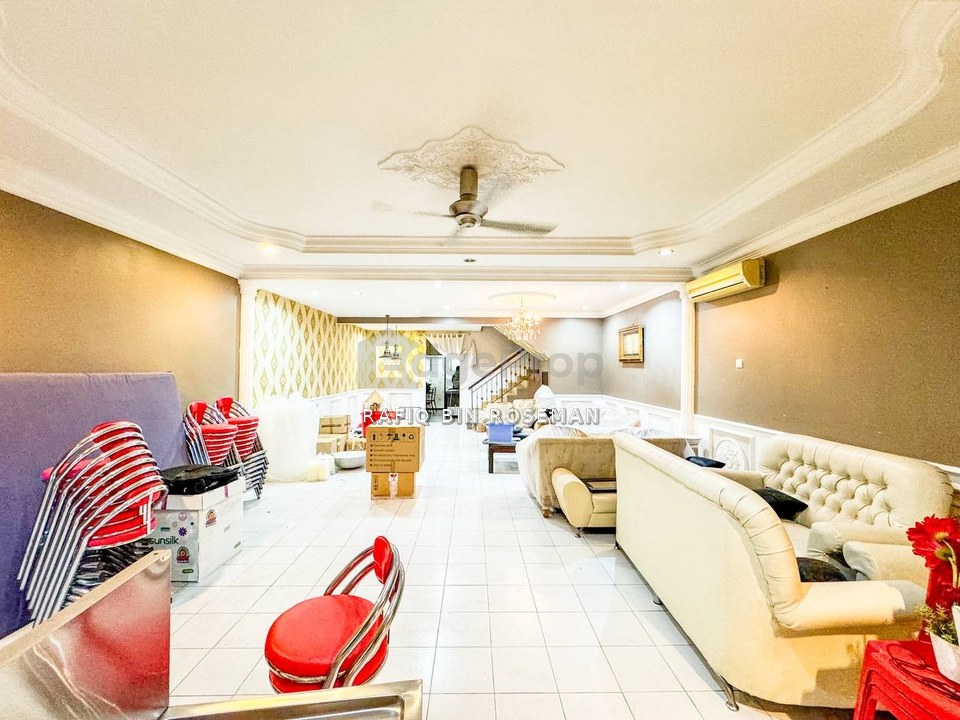 Endlot Double Storey Nusa Subang Seksyen U5 Shah Alam, Selangor, Subang