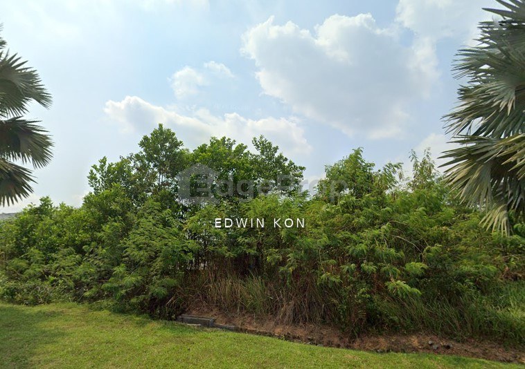 Jenjarom 4 acres Agriculture Land Zoning Industrial for Sale