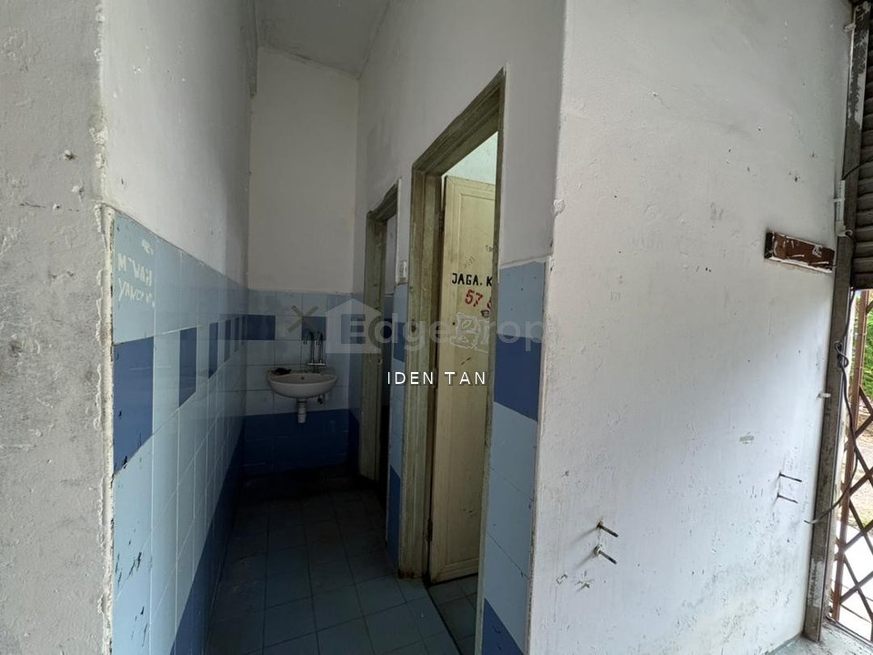 Mutiara Rini Double Storey Shop Lot Original Condition For Sale Near Skudai Indah, Taman Universiti, Mutiara Mas, Tun Aminah, Sutera Utama,Skudai Baru, Johor, Skudai