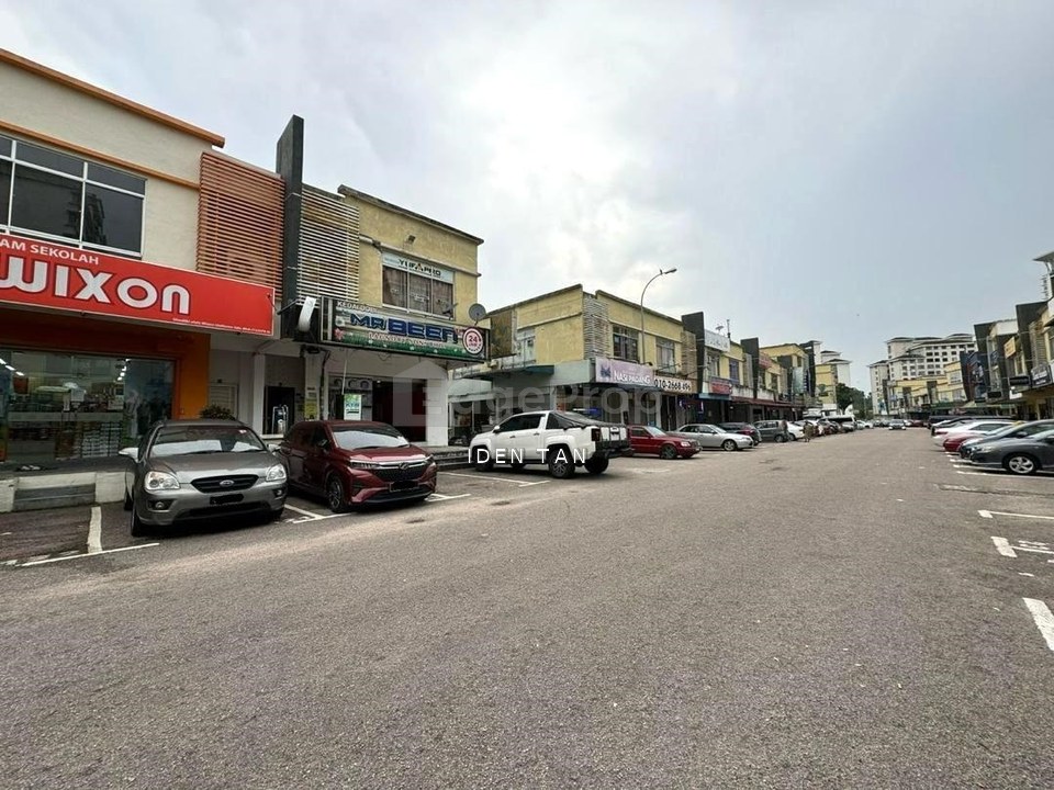 Larkin Double Storey Shop Lot For Sale Near Larkin Height, Larkin Perdana, Larkin Jaya, Kebun Teh, Taman Melodies, Taman Suria, Majidee, Taman Century, Johor, Johor Bahru