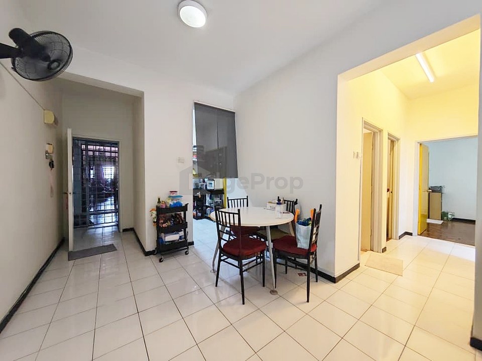 Sri Teratai Apartment