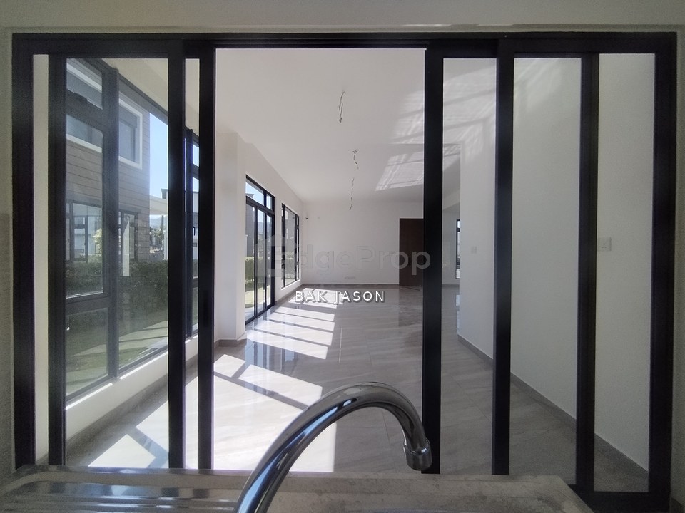 Below Bank value 1mil ❤️ Emerald garden, diamond city, bungalow semenyih, Selangor, Semenyih