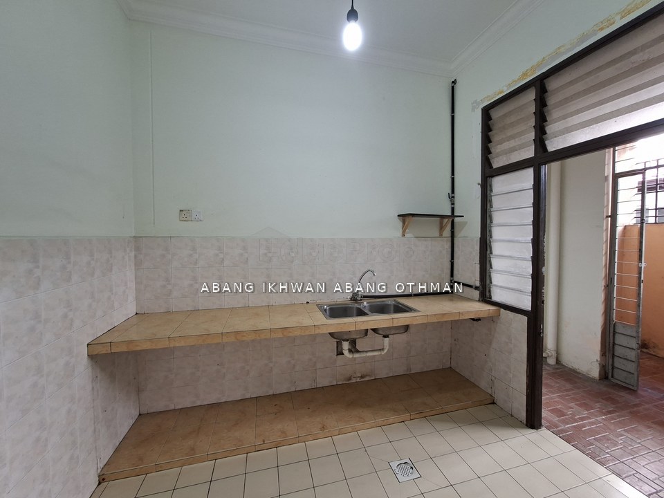 Beautiful 2 Sty Terrace House, Seksyen U11 Bukit Bandaraya Shah Alam, Selangor, Shah Alam