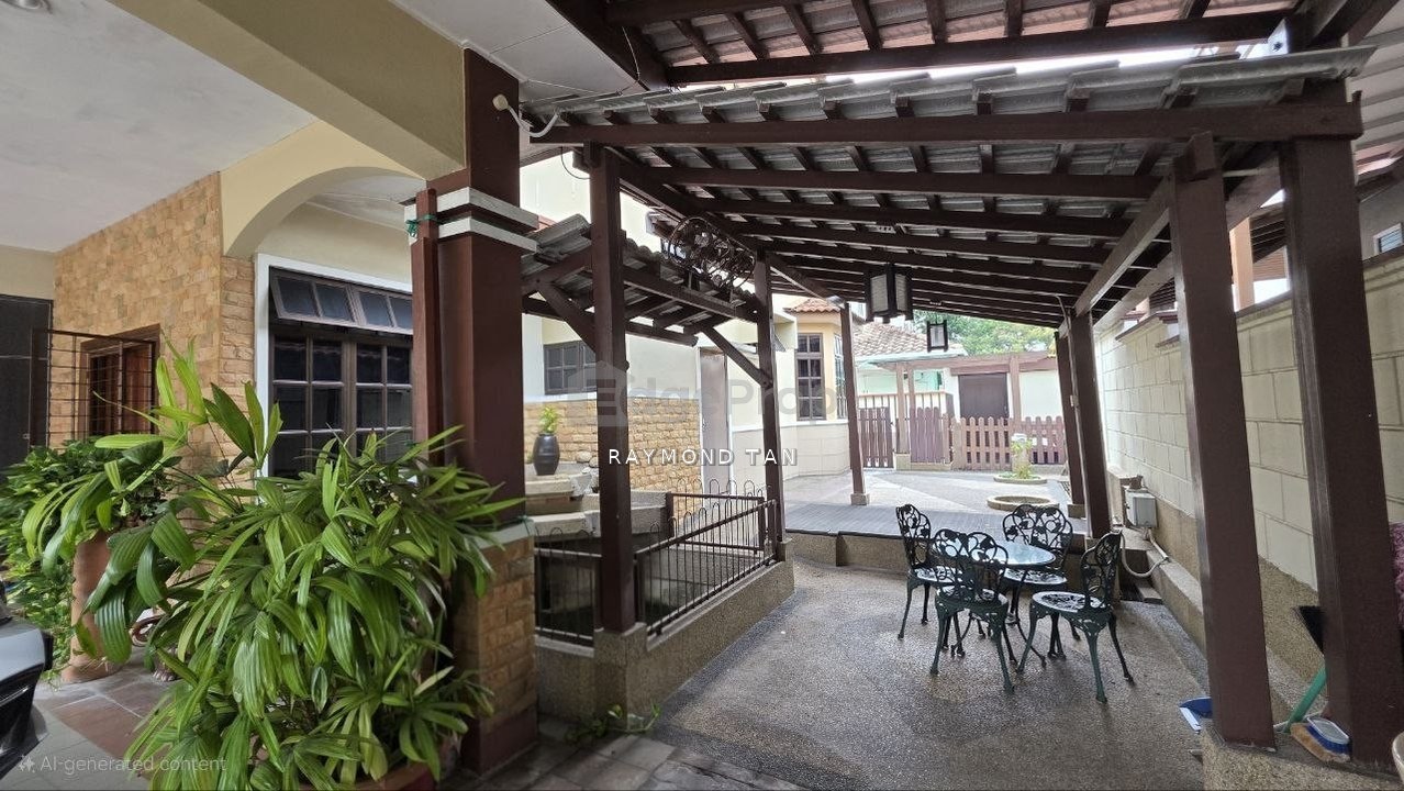 Taman Golf DOUBLE STOREY BUNGALOW NICE HOUSE FOR SALE, Perak, Ipoh