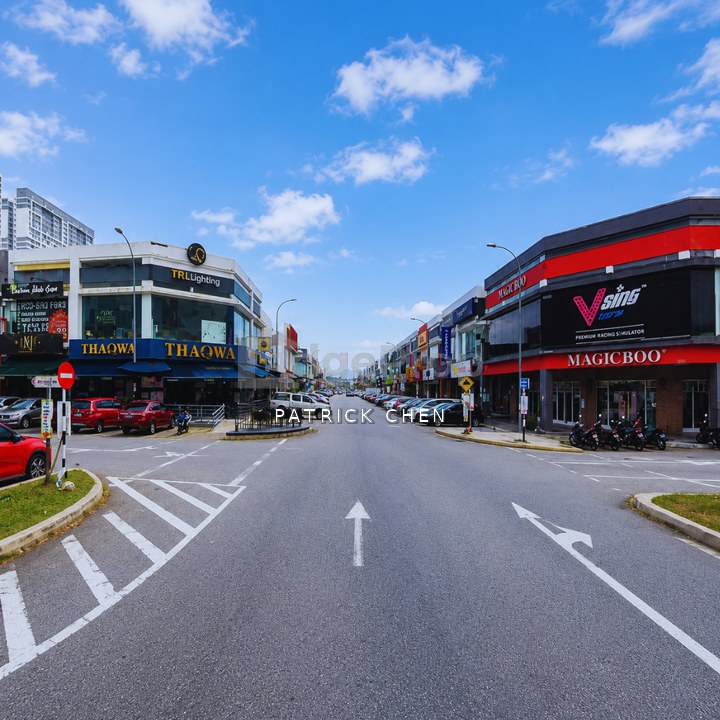 CHERAS TRADES SQUARE