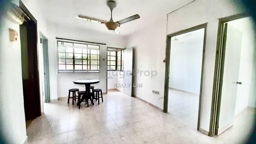 Taman Rinting Masai Low Cost Flat Corner Unit For Sale, Johor, Masai