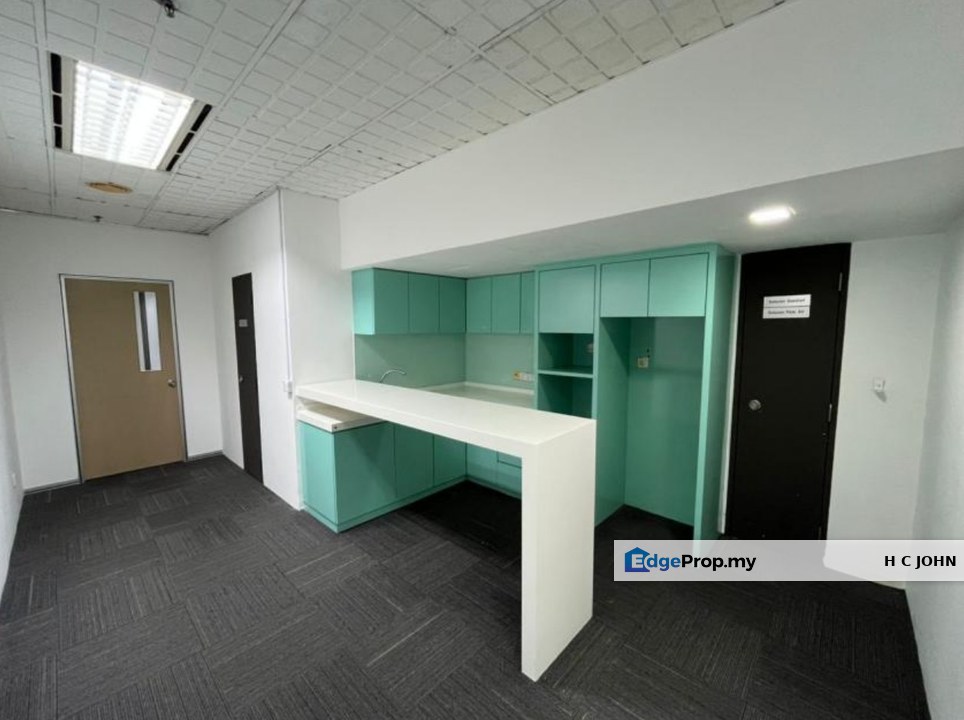 HLX KLCC Pavilion Furnished Offices in Major Business Centre with Easy Access to Train Connections, Kuala Lumpur, KL City